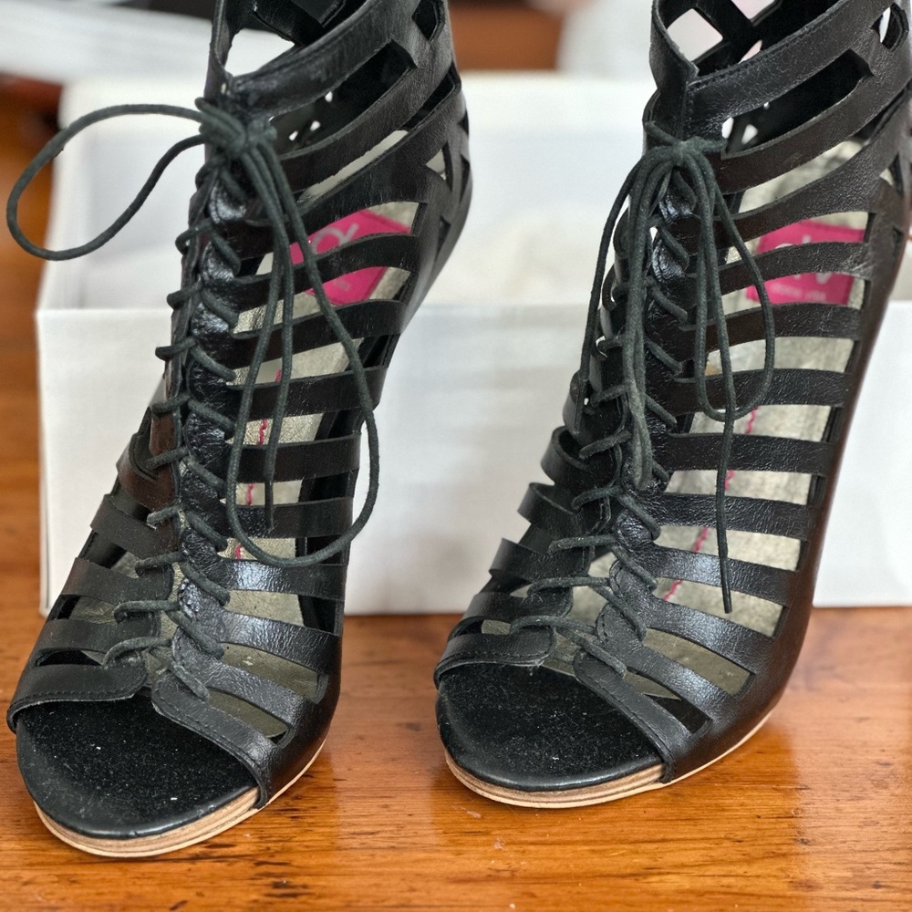 Black Strappy Women's Heels
